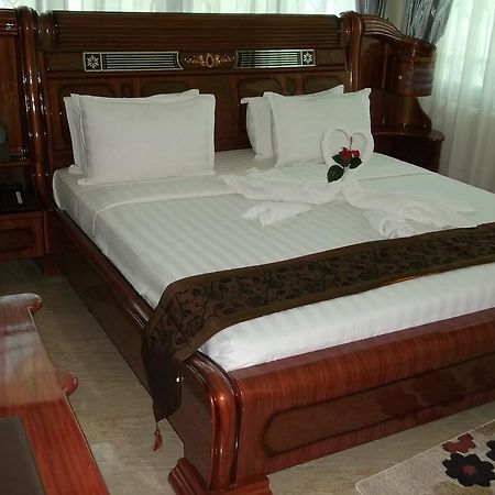 Star City Hotel Dar es Salaam Eksteriør billede