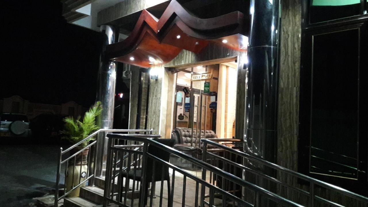 Star City Hotel Dar es Salaam Eksteriør billede
